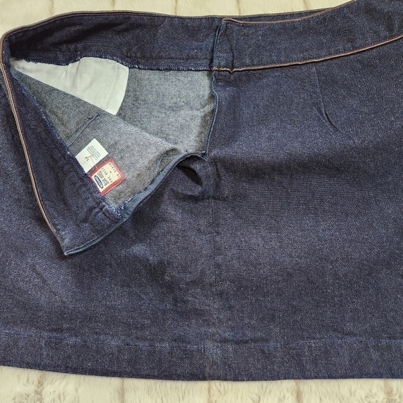 Denim skirt Mini Dark blue color Size 14 OLD NAVY NWT - Picture 8 of 12